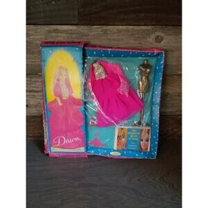 Vintage Topper Dawn Doll Fashion 1969 SILVERBEAM DREAM #0714 New Damaged Box